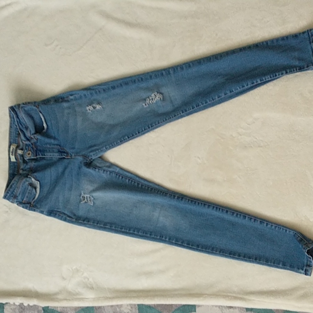 Ripped jeans